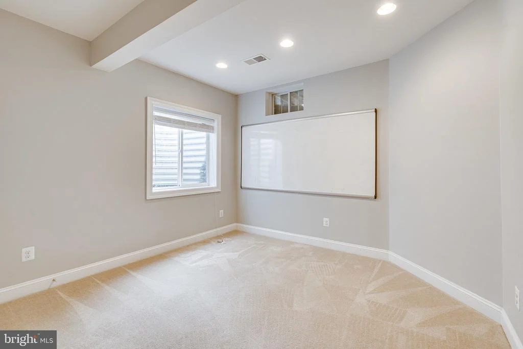 Photo of 42695 MACAULEY PLACE