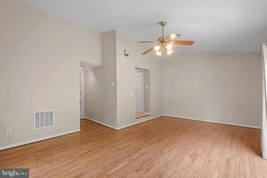 Photo of 14115 MANOR ROAD