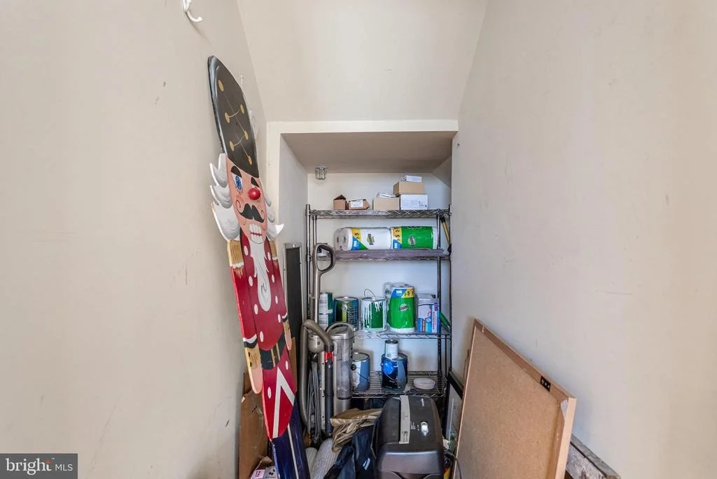 Photo of Unit 3 at 2363 CHAMPLAIN STREET NW