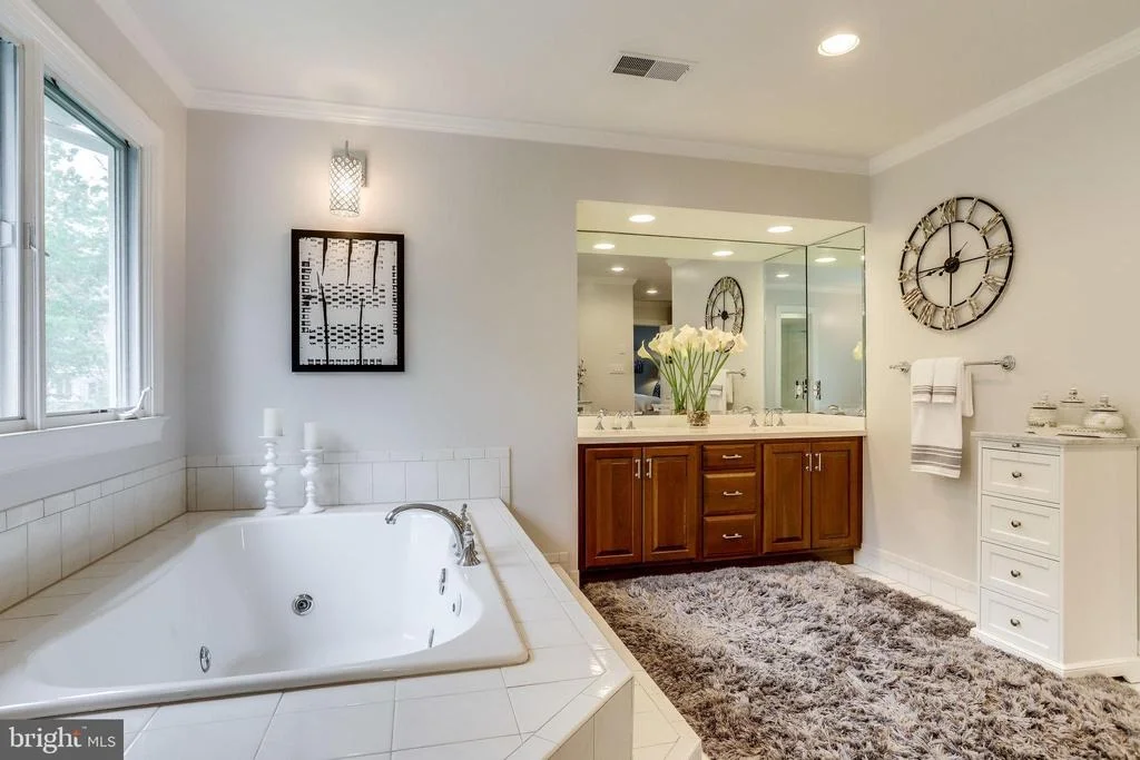Photo of 12014 CREEKBEND DRIVE