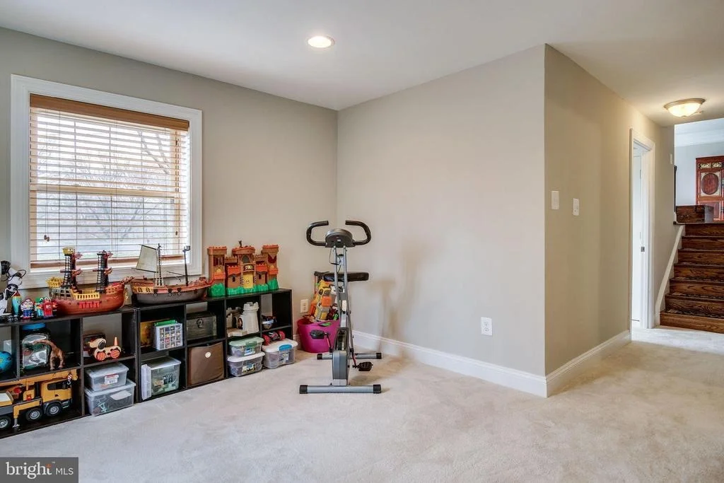 Photo of 919 JUNIPER PLACE