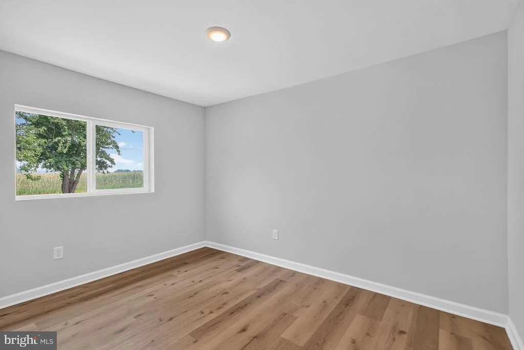 Photo of 33301 MURRAY ROAD