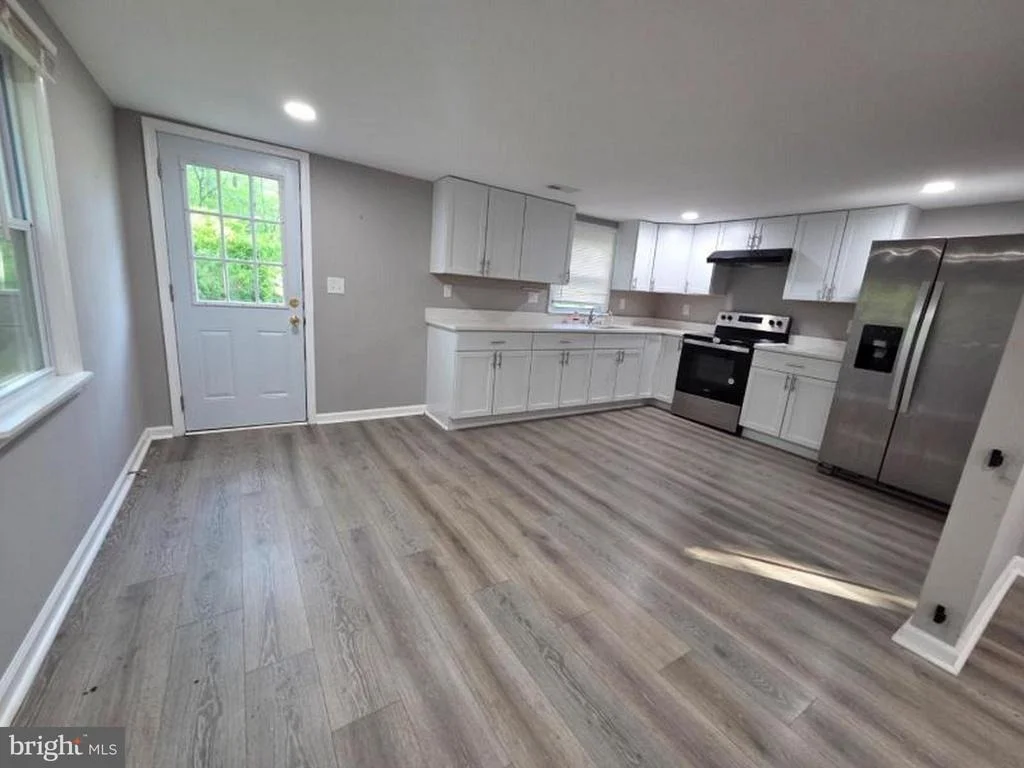 Photo of 1533 MITCHELL LANE
