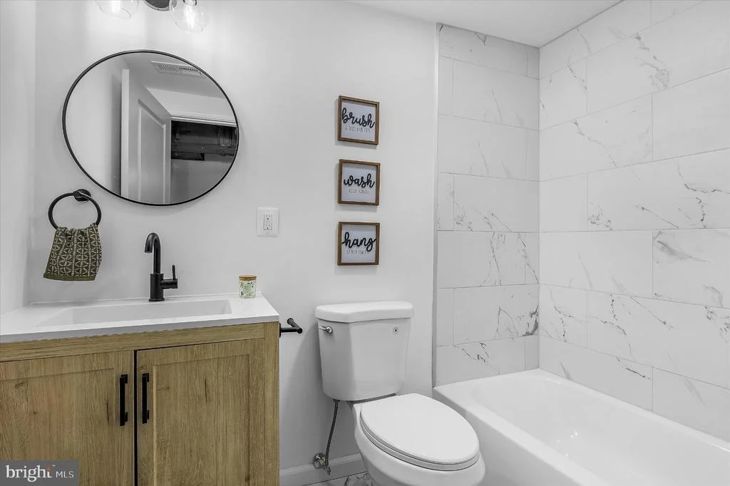 Photo of 5505 ASHBOURNE ROAD