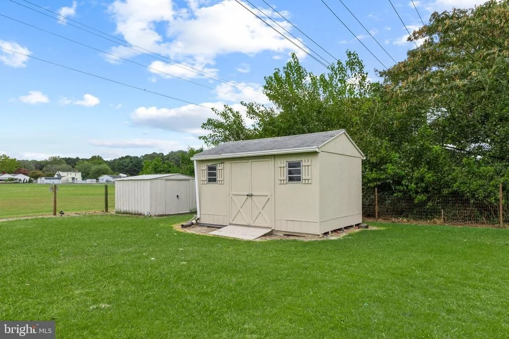 Photo of 325 CALVIN DRIVE