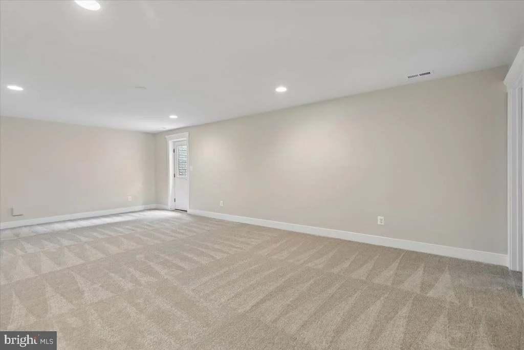 Photo of 1002 PIPERS BROOK DRIVE