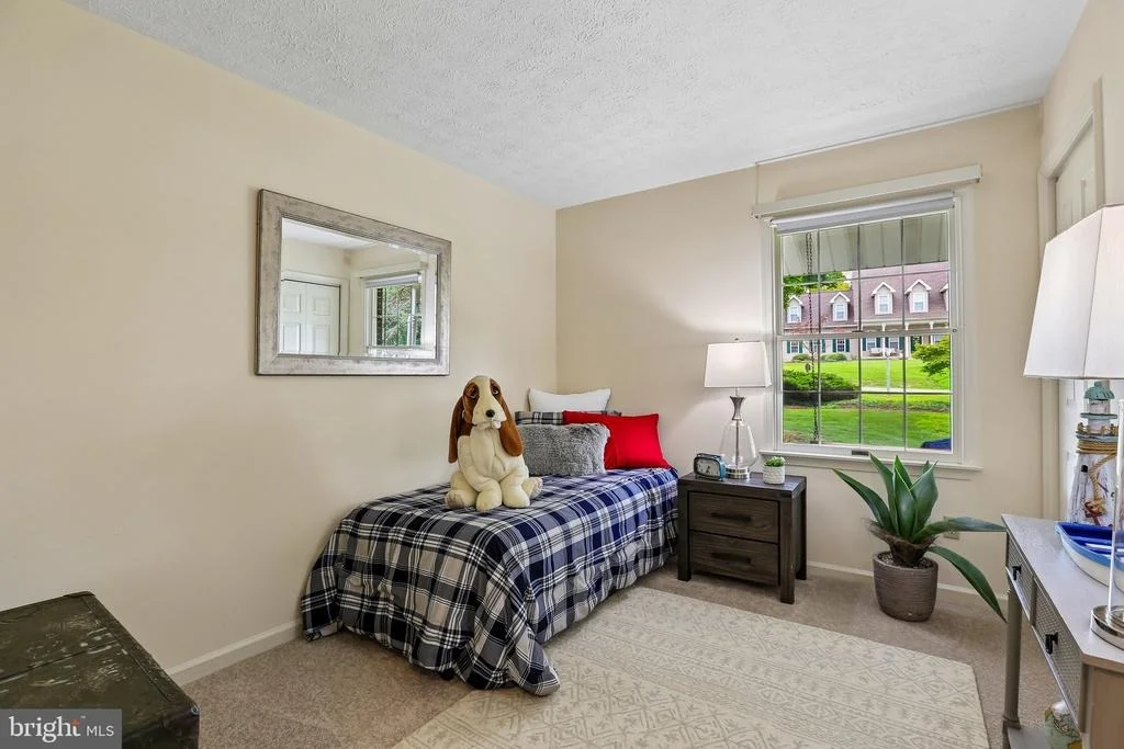Photo of 24833 SHOWBARN CIRCLE