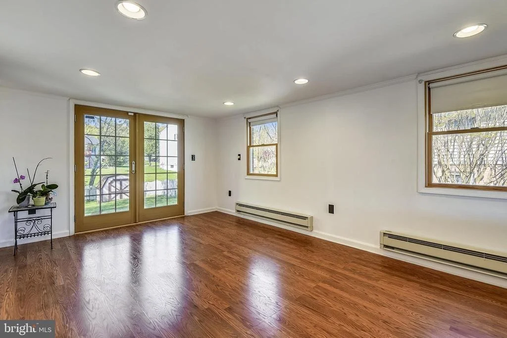 Photo of 2925 CRAIGLAWN ROAD