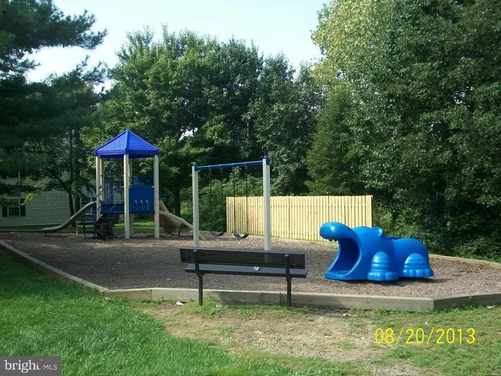 Photo of Unit 102 at 18324 STREAMSIDE DRIVE