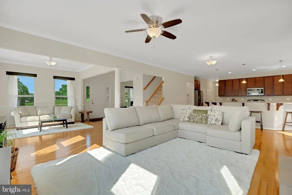 Photo of 2058 BAYTHORNE ROAD