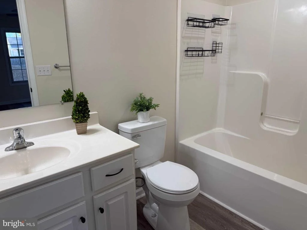 Photo of 22161 THOMPSON PARKWAY