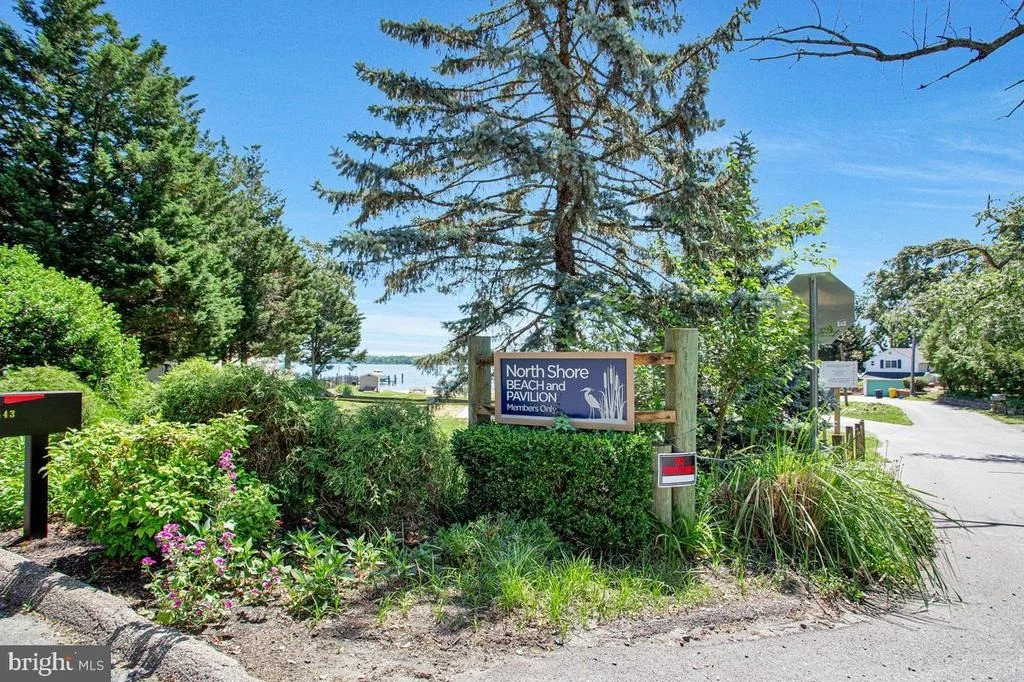 Photo of 421 EDGEWATER ROAD