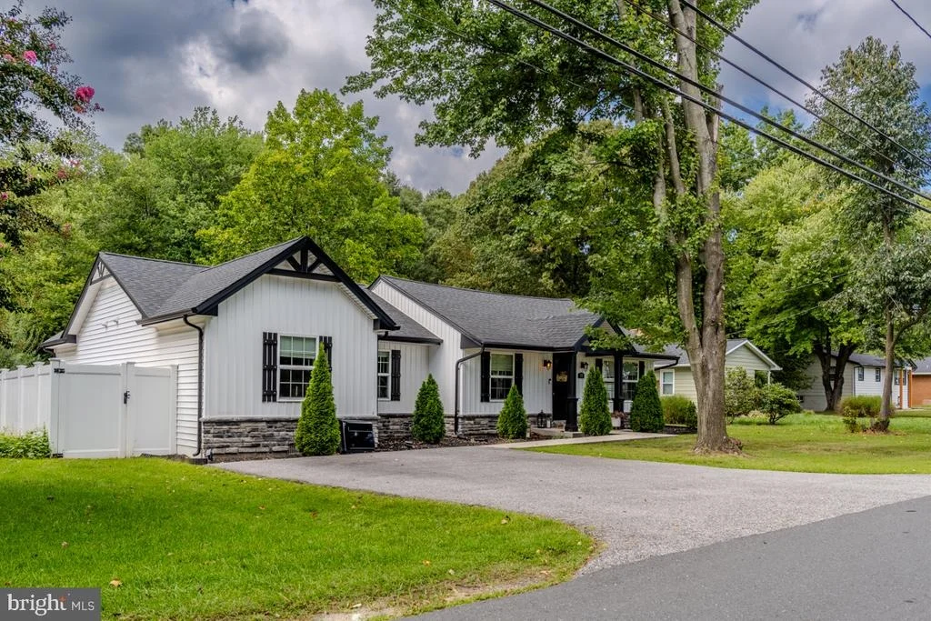 Photo of 22 BROOKFIELD ROAD