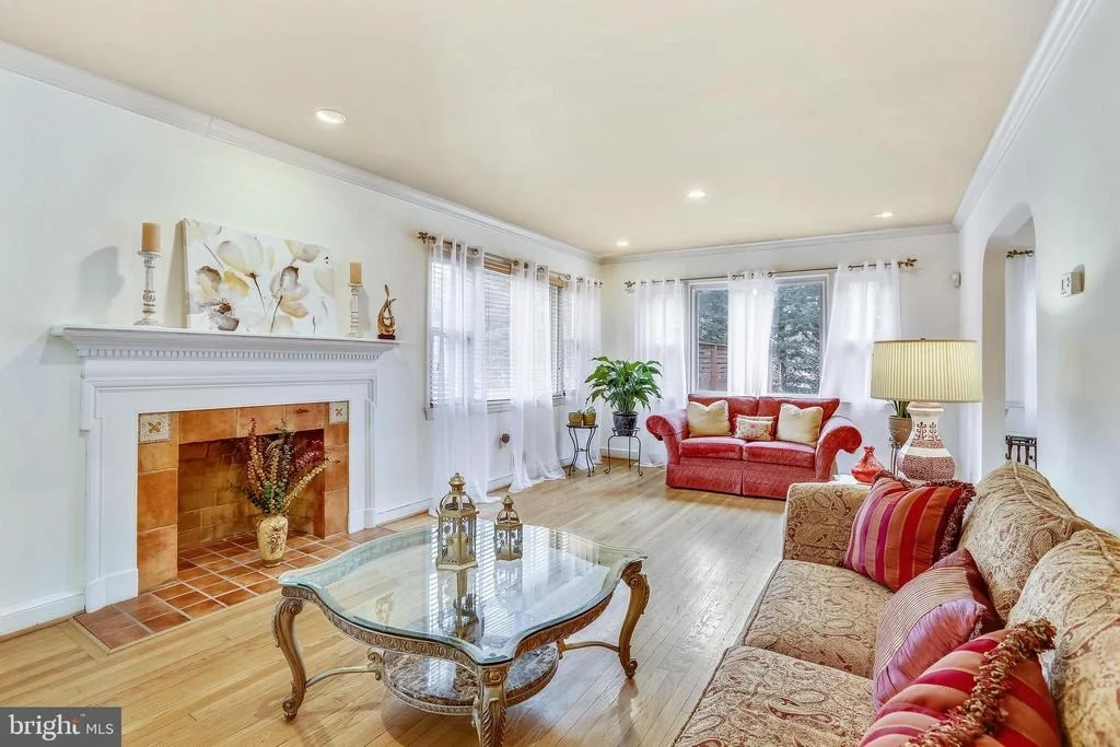 Photo of 8917 WALDEN ROAD