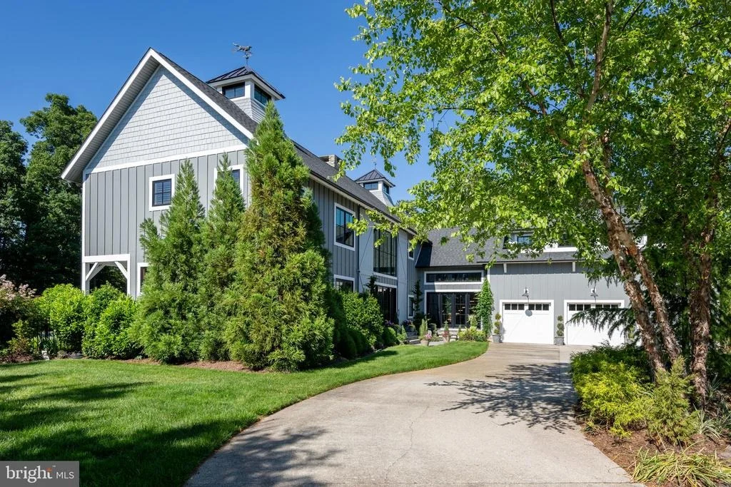 Photo of 35975 GOSHAWK COURT