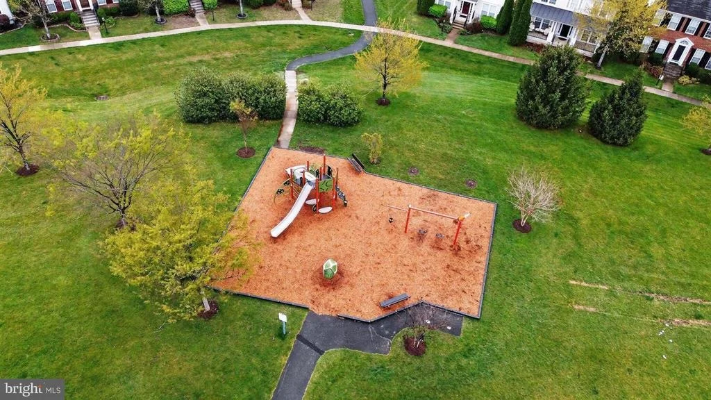 Photo of 17037 LOFTRIDGE LANE