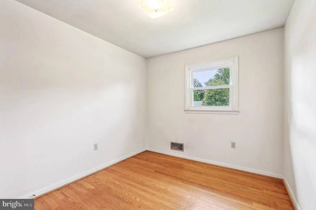 Photo of 707 MIDWAY DRIVE