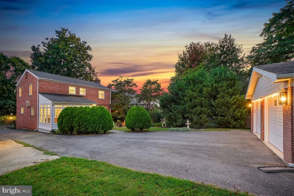 Photo of 307 INDIAN SPRING DRIVE