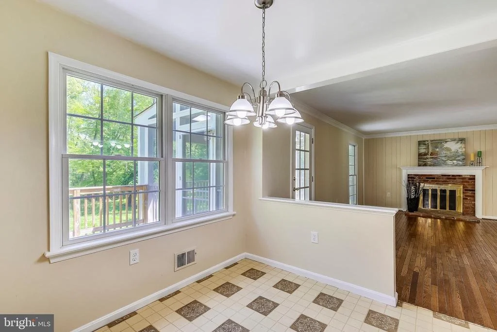 Photo of 1805 CHAPEL HILL ROAD
