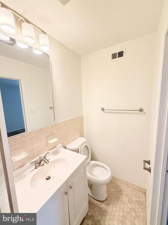 Photo of Unit 106 at 11158 OAK LEAF DRIVE