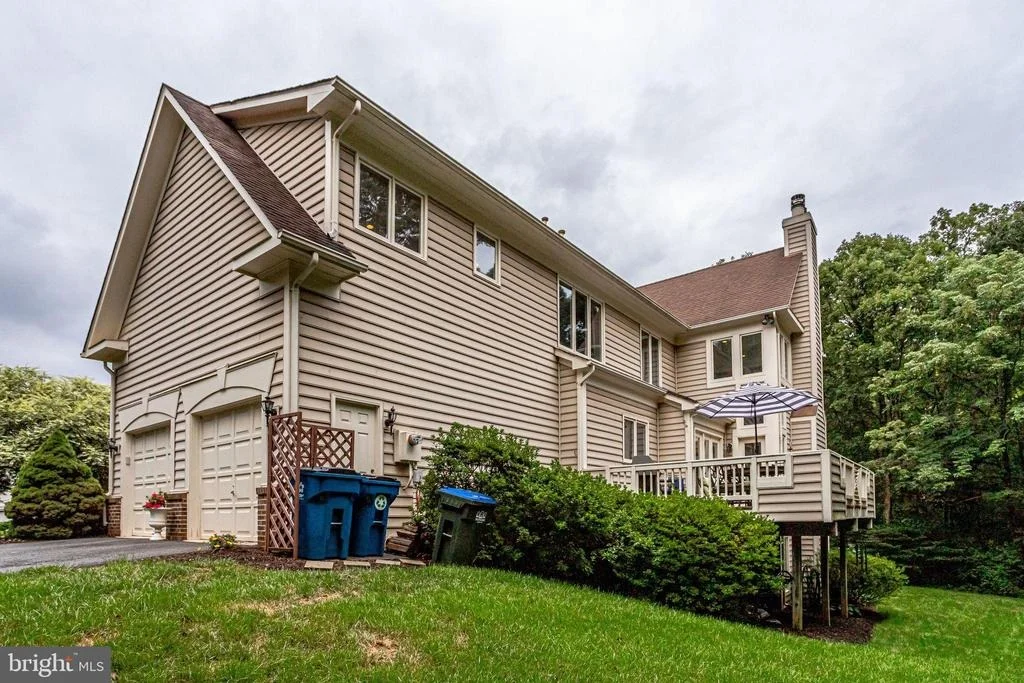 Photo of 12014 CREEKBEND DRIVE