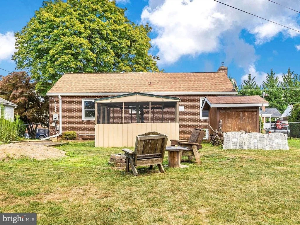 Photo of 929 CHEROKEE TRAIL