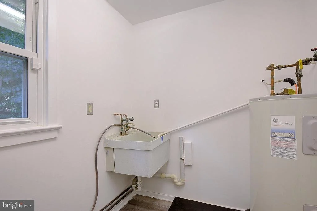 Photo of 349 ARBUTUS DRIVE
