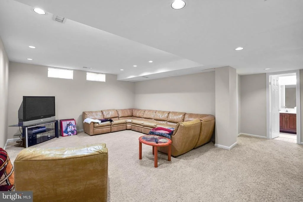 Photo of 17231 SANDY KNOLL DRIVE