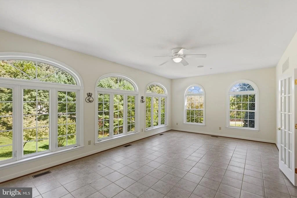 Photo of 915 ZENITH DRIVE