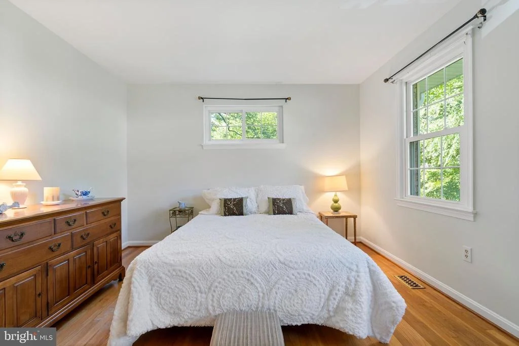 Photo of 11219 LAKEVIEW DRIVE
