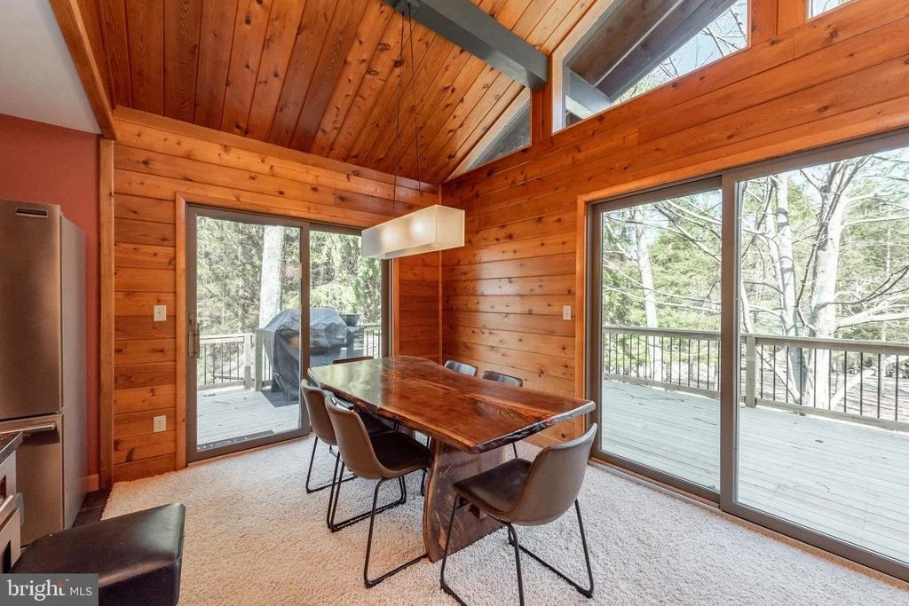 Photo of 106 LODGE CIRCLE