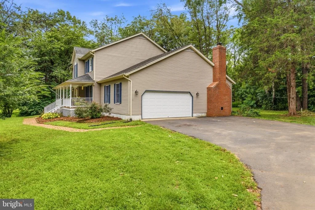 Photo of 7823 OVERBROOK DRIVE