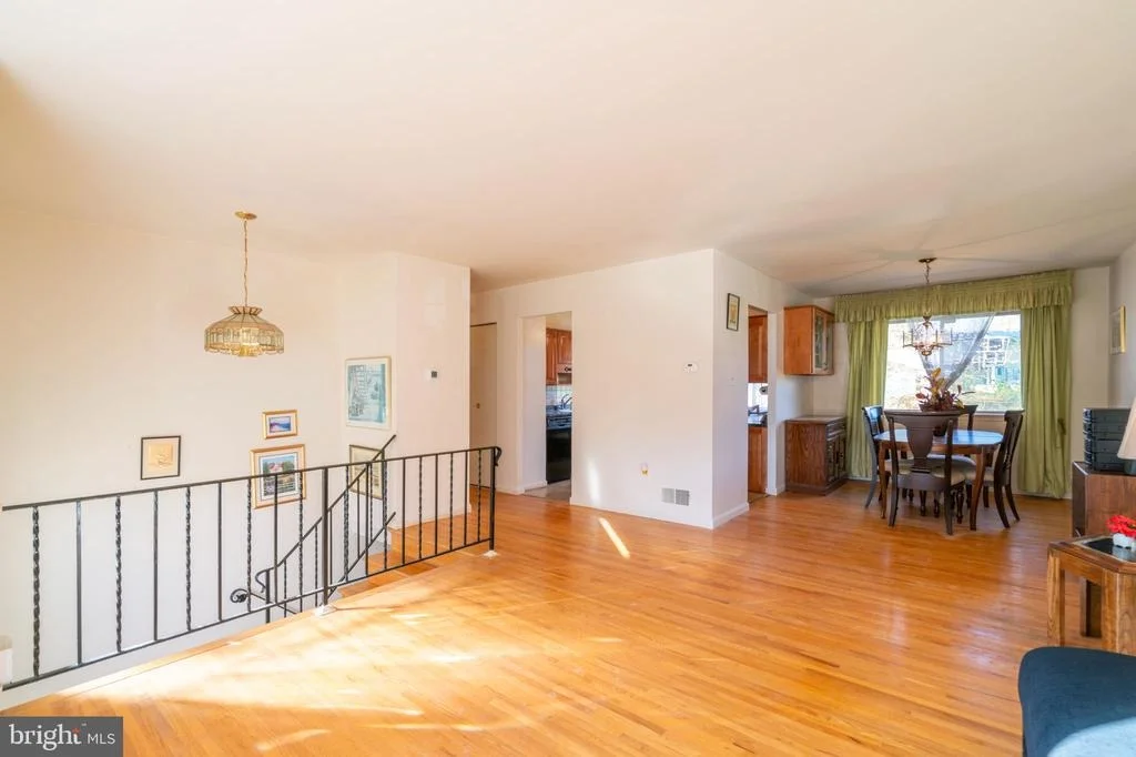 Photo of 4709 IRIS PLACE