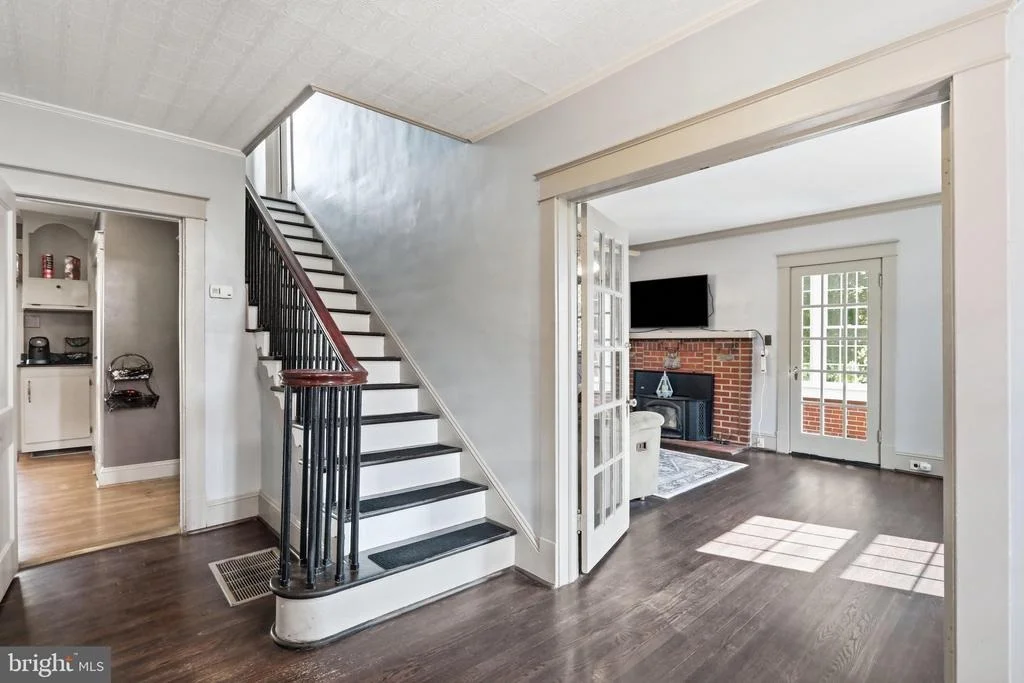 Photo of 5921 QUINN ROAD