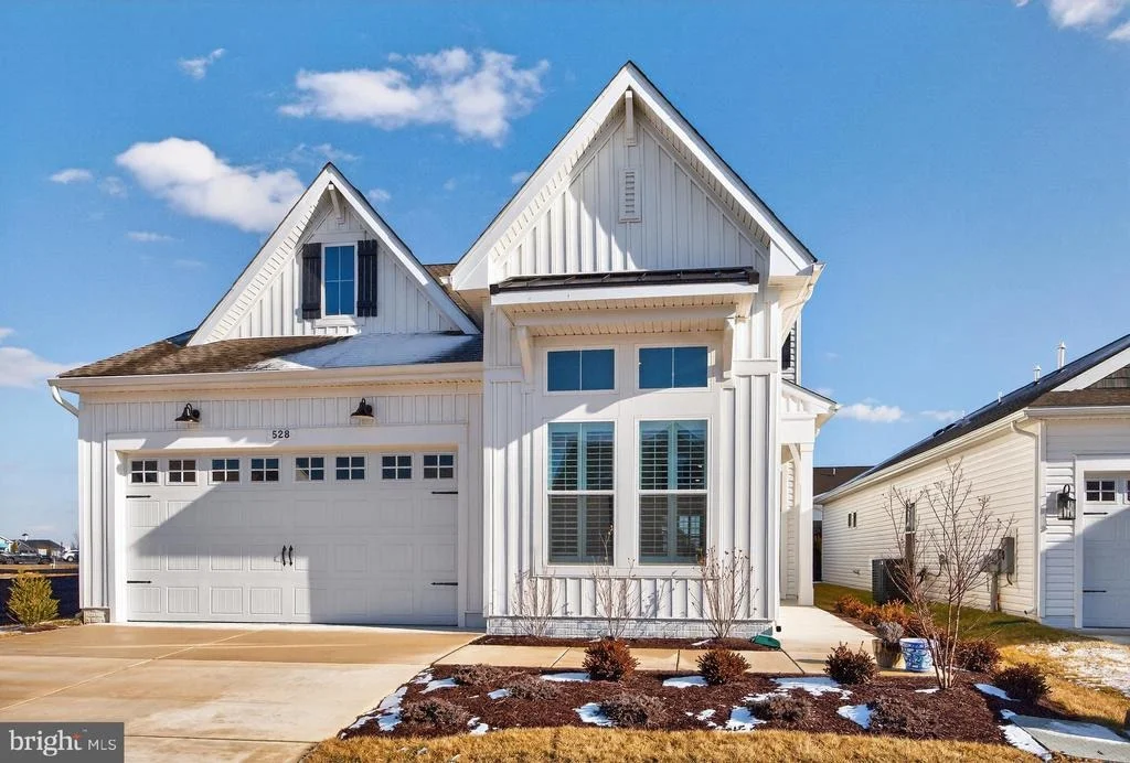 Photo of 528 WARBLER WAY