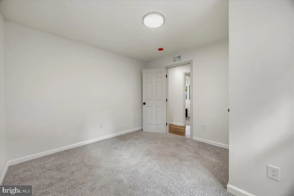 Photo of 714 E PASADENA ROAD