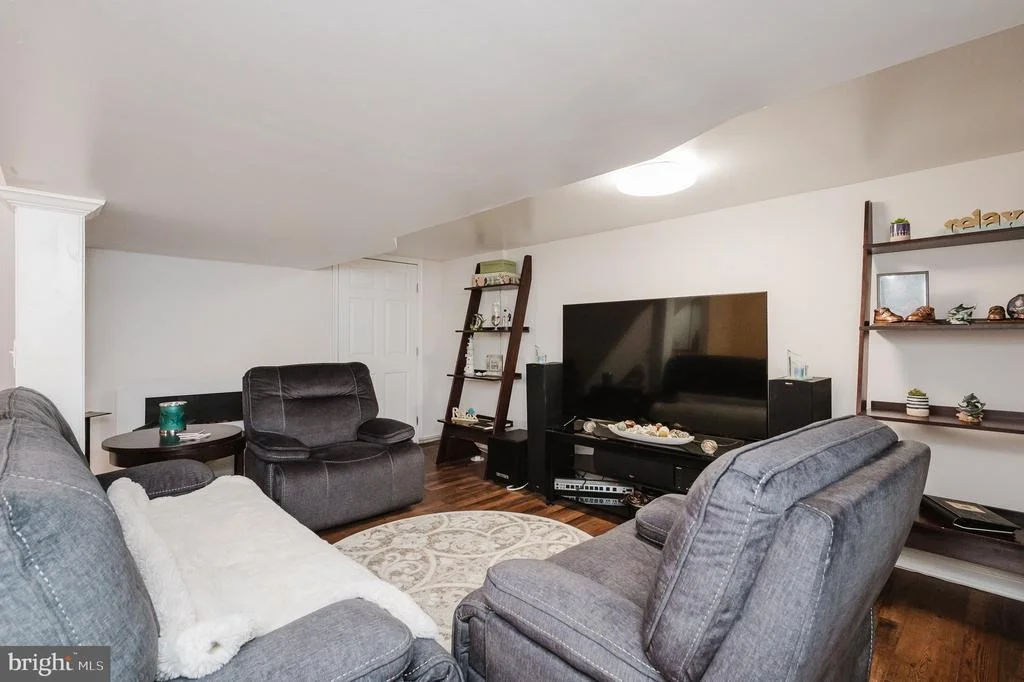 Photo of 403 WEBB LANE