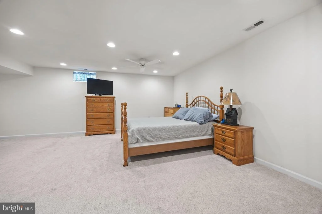 Photo of 42583 PELICAN DRIVE