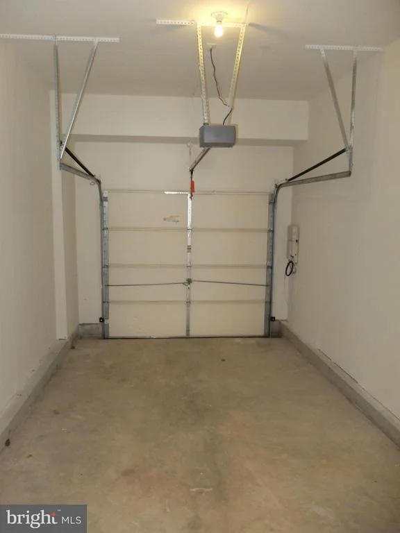 Photo of 2424 KNAPPS WAY