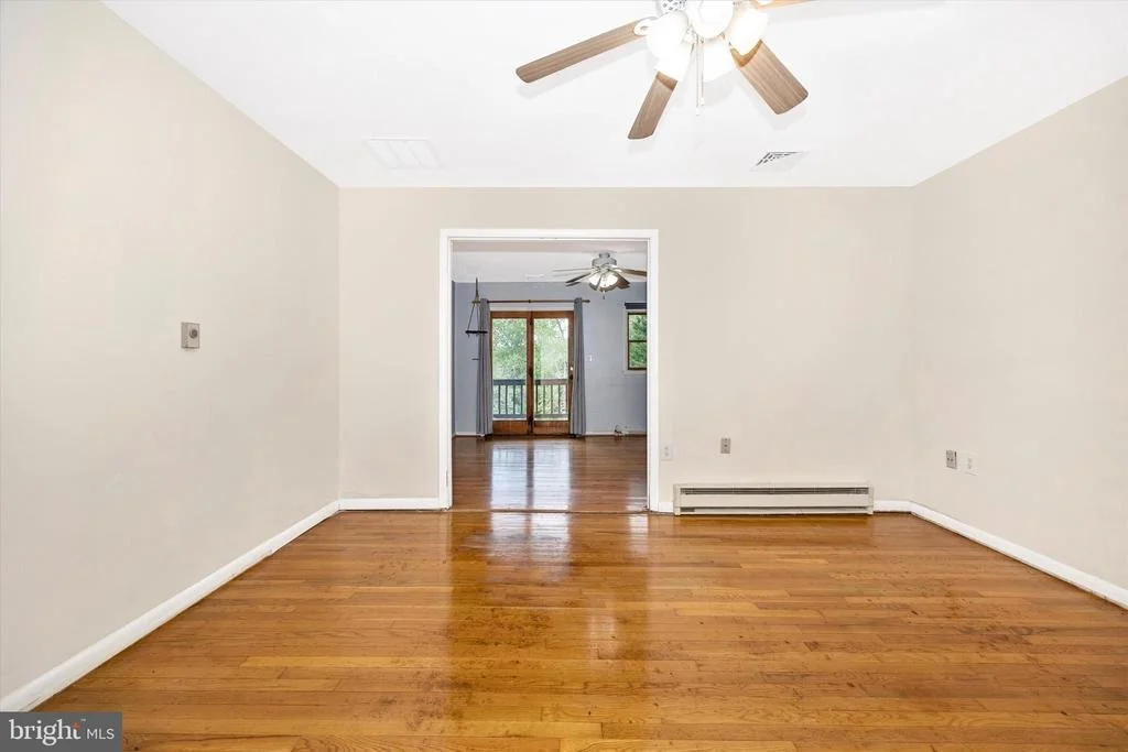 Photo of 3905 SUGARLOAF DRIVE