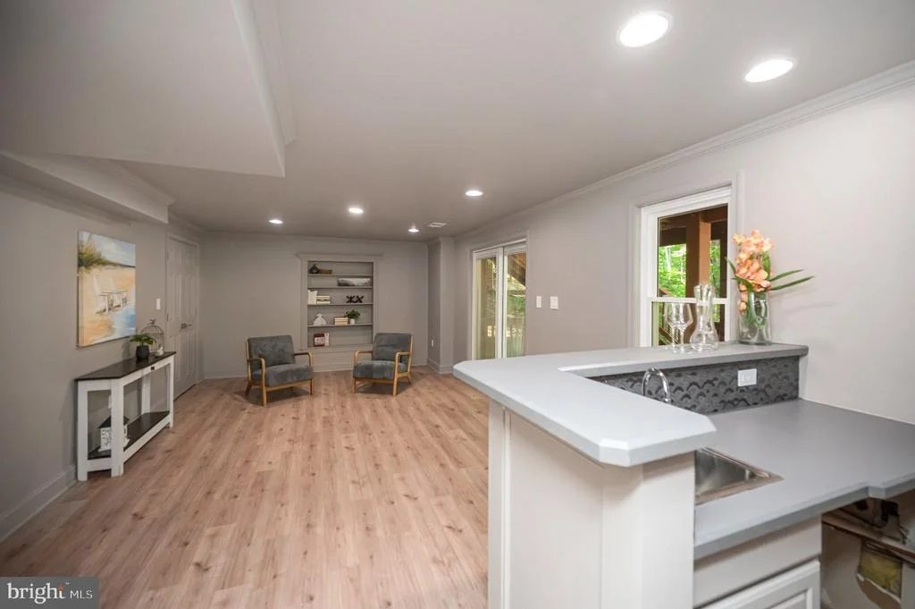 Photo of 4204 AVON DRIVE