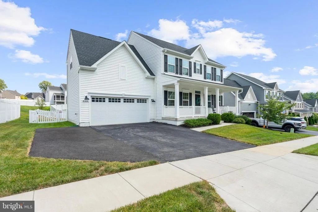 Photo of 8308 LEGACY CIRCLE