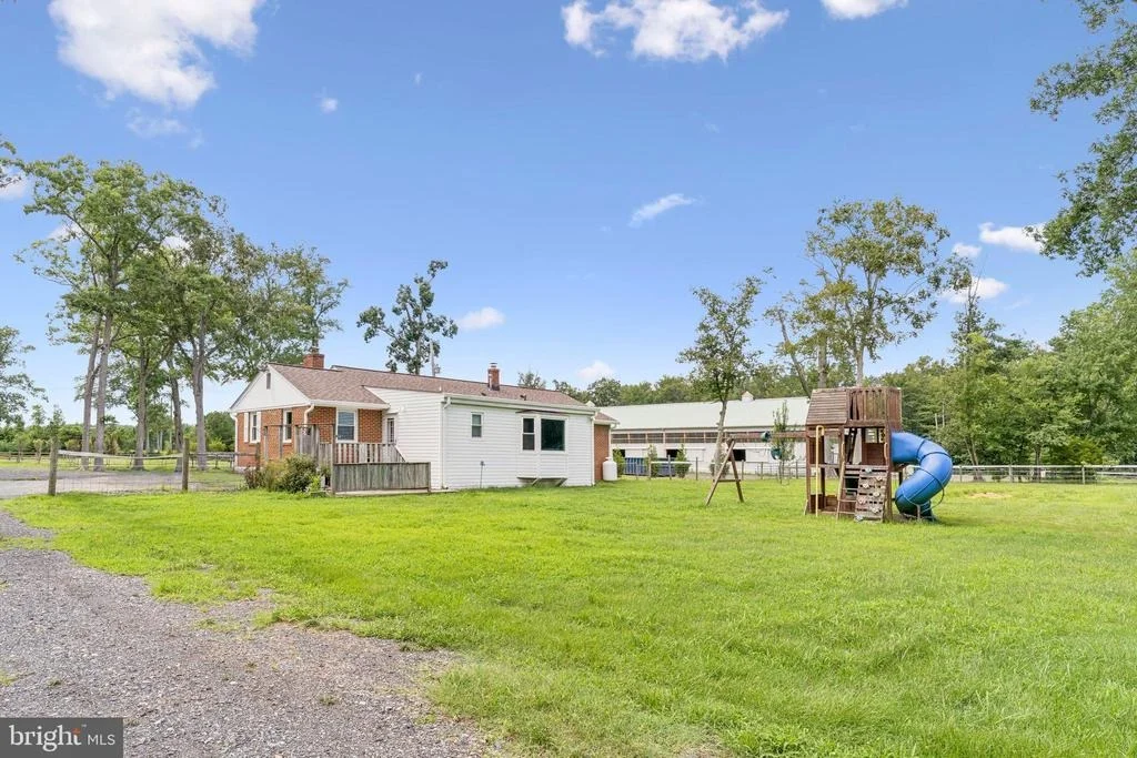 Photo of 15104 GARDNER ROAD