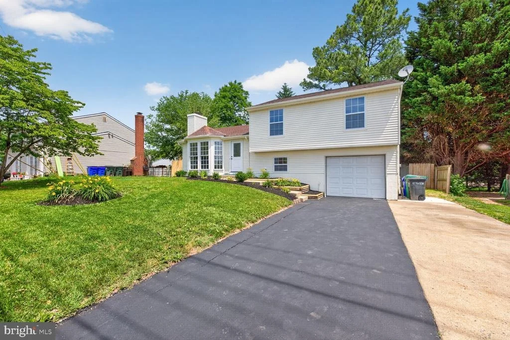 Photo of 1309 BUTTERFLY LANE