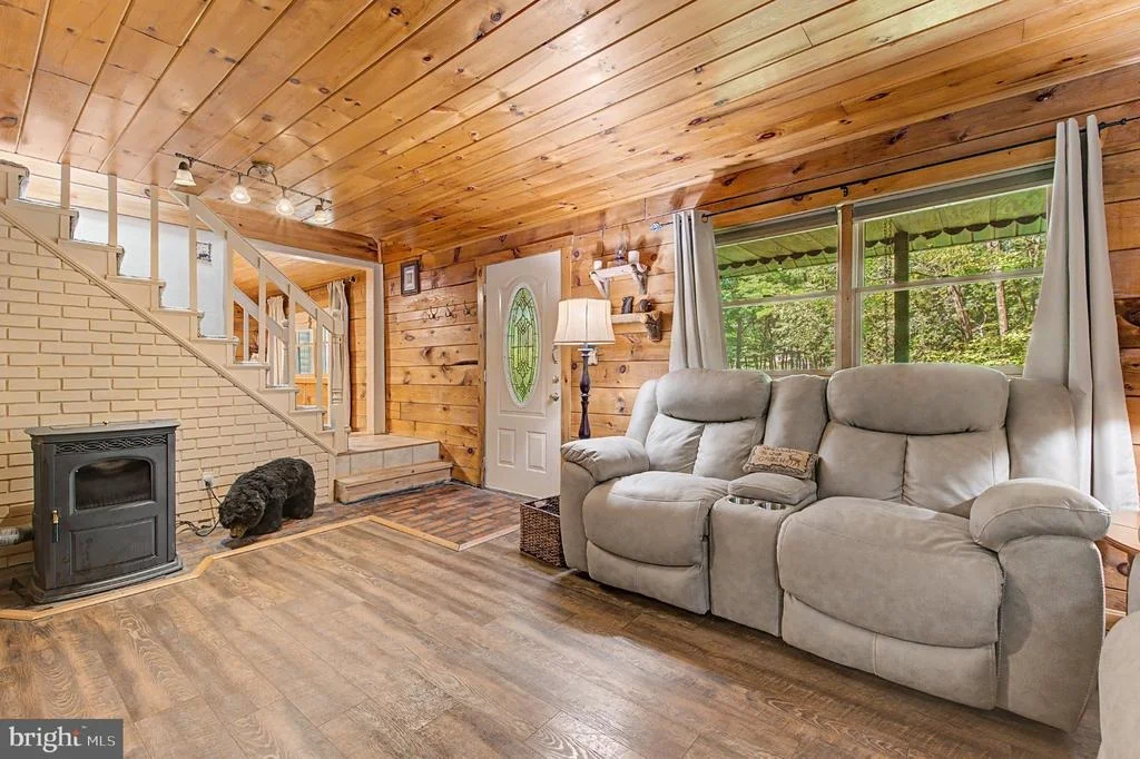 Photo of 482 PERGIN FARM ROAD