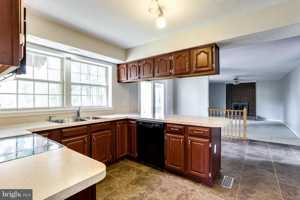 Photo of 7851 CROSSBAY DRIVE