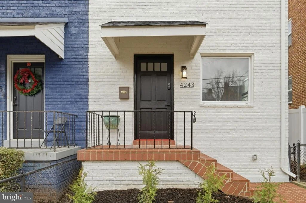 Photo of 4243 HILDRETH STREET SE