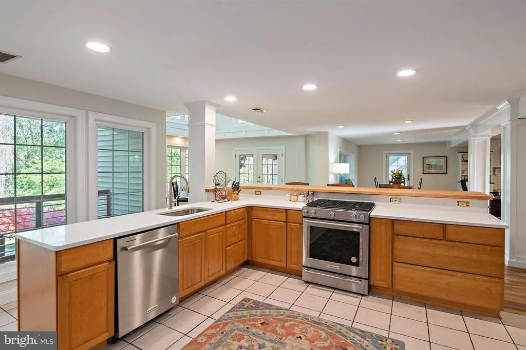 Photo of 1553 ASHCROFT LANE