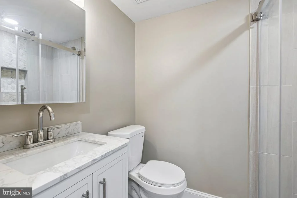 Photo of 5512 NORTHGREEN ROAD