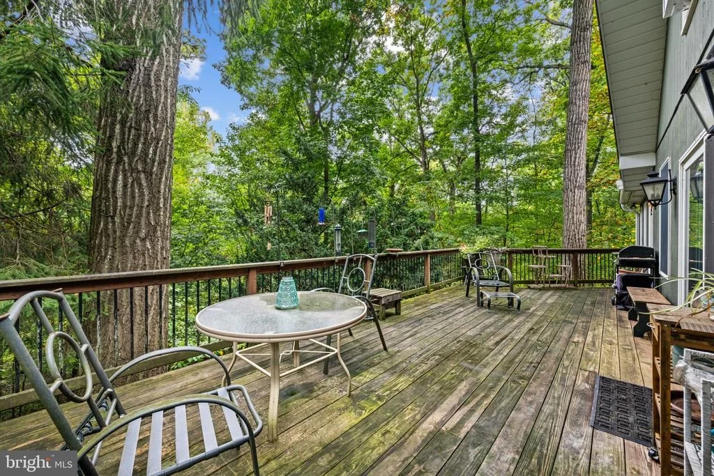 Photo of 502 SILVER RUN VALLEY ROAD